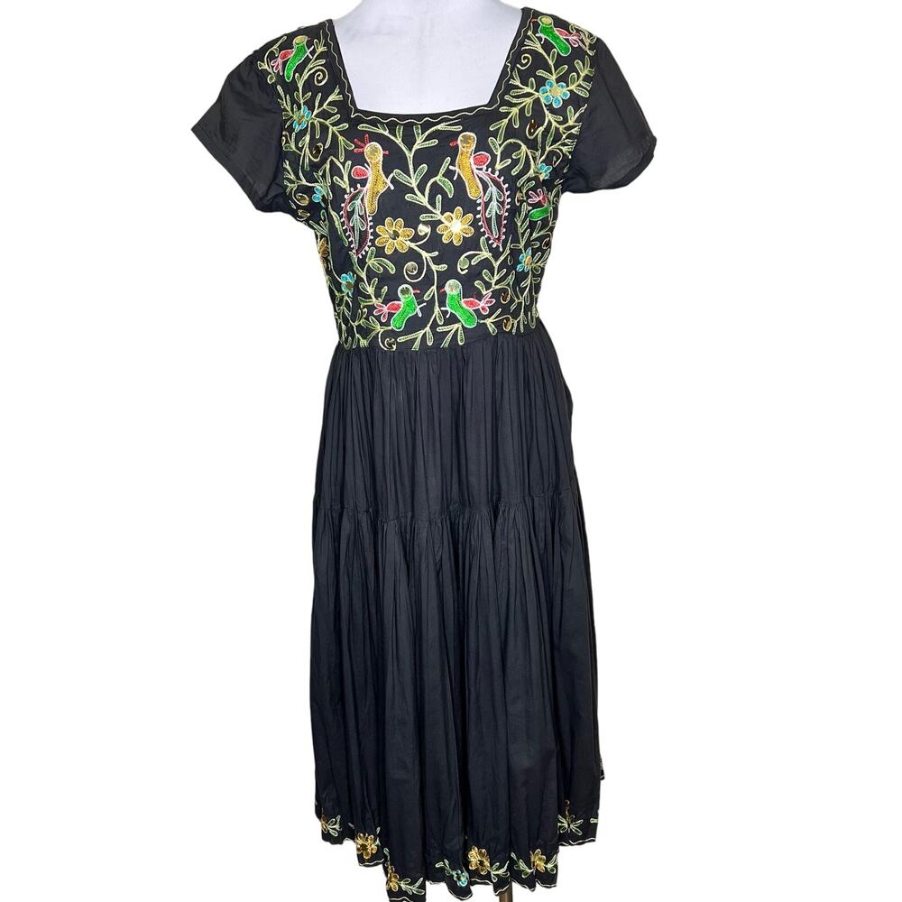 Vtg Passports Pier 1 Imports Midi Dress Medium Embroidered India Tiered Pleated